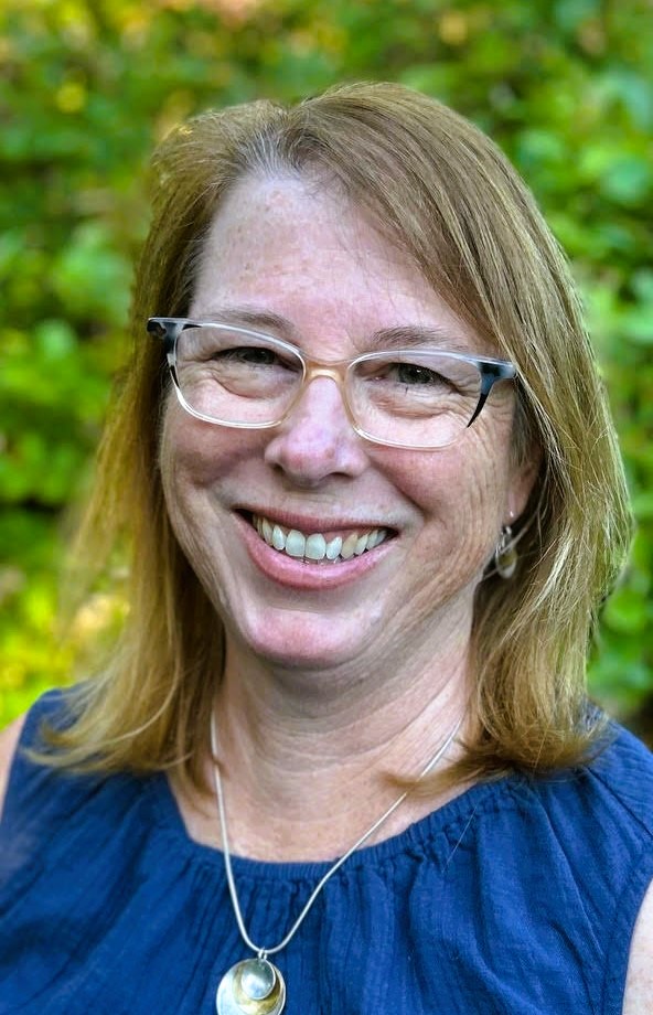 Headshot of Monique Webster.